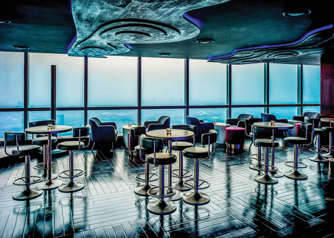 net-doc-dao-cua-InterContinental-Hanoi-Landmark72-18