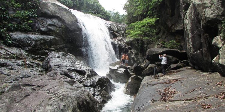 len-rung-xuong-bien-o-Nui-Thanh-Quang-Nam