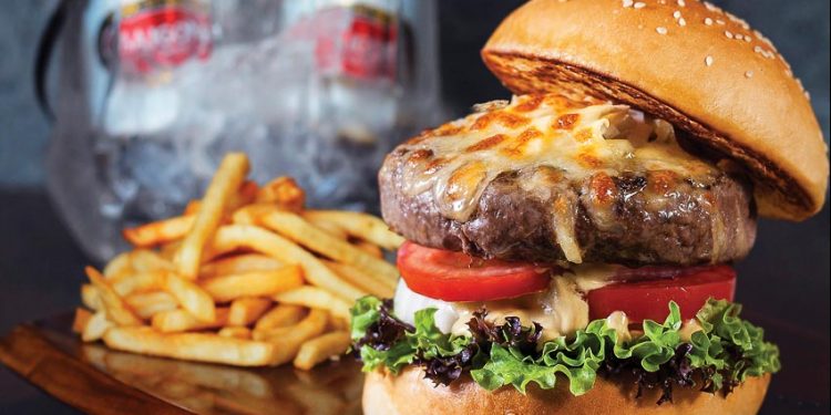 an-huong-combo-burder-va-bia-tai-Corso-Steakhouse-Bar