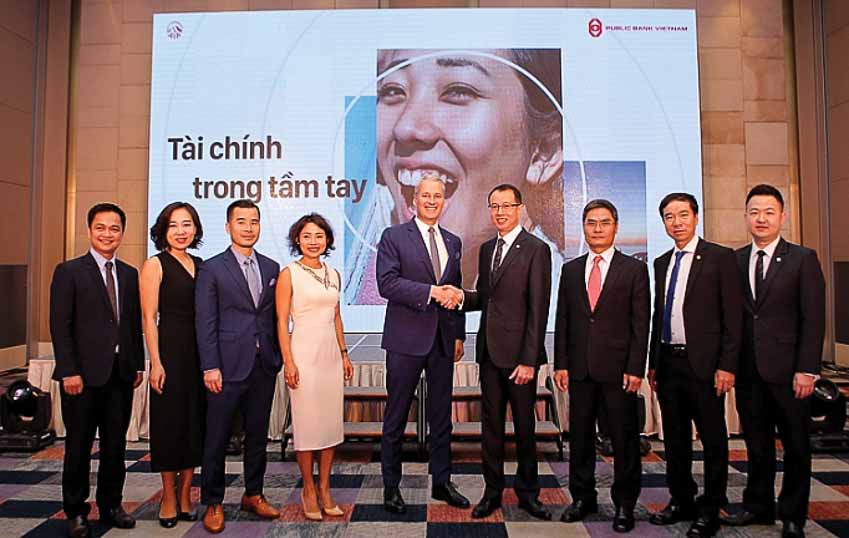 AIA và Public Bank ký thỏa thuận hợp tác chiến lược