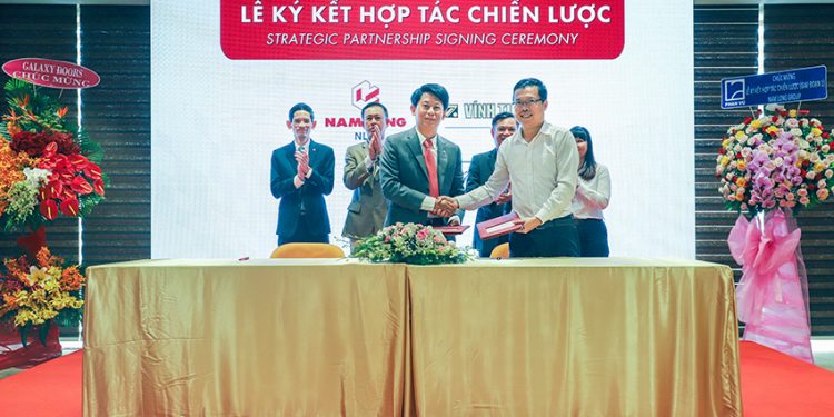 Saint-Gobain Việt Nam hợp tác cung cấp giải pháp trần tường thạch cao cho tổ hợp dự án Nam Long