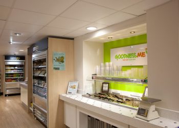 Signify Việt Nam ra mắt thương hiệu chiếu sáng Ecolink và cùng CMS mở rộng mạng lưới phân phối