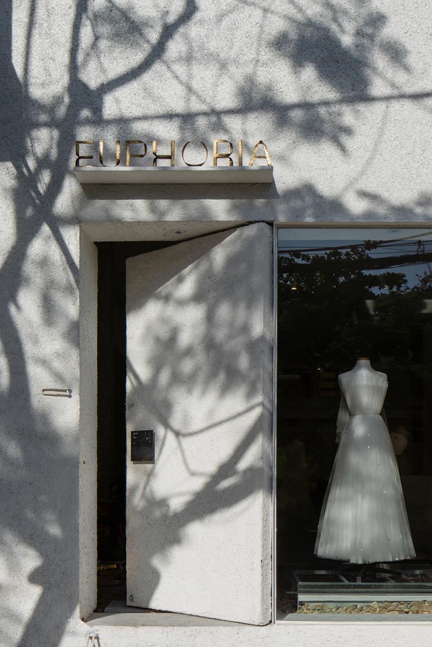 Euphoria Bridal - Showroom váy cưới tối giản và tinh tế - 13