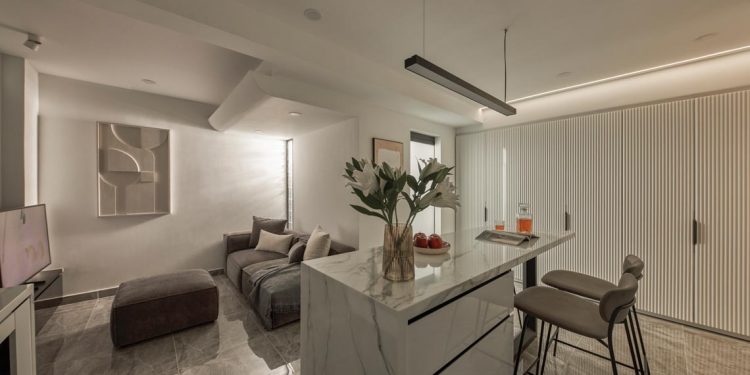 Chút nắng qua cửa sổ - 16