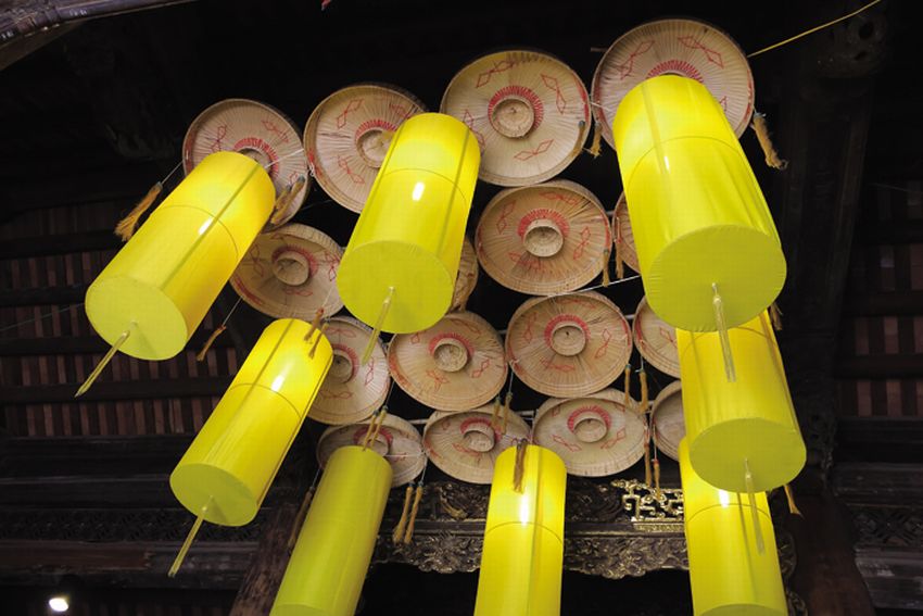 Hài hòa ánh sáng trong – ngoài