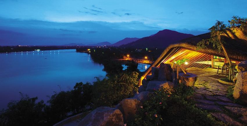 “Lều” ở lưng đồi