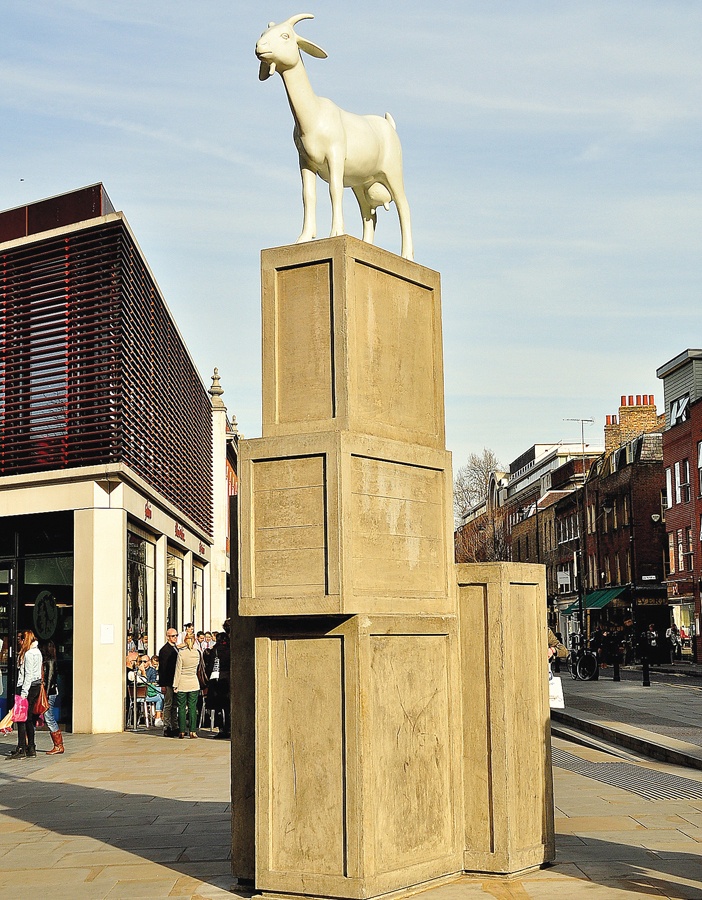 Tượng dê tại đường Brushfield, thị trấn Spitalfields, London