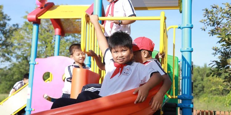 SCG-xay-san-choi-cho-tre-em-xa-Long-Son-tinh-Ba-Ria-Vung-Tau