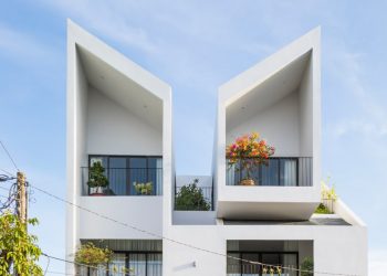 Nhà ‘sinh đôi’ của chị em sinh đôi