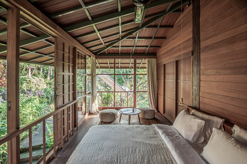 Nhà trên cây bằng gỗ đã tạo ra một ốc đảo ở một ngôi làng Bali