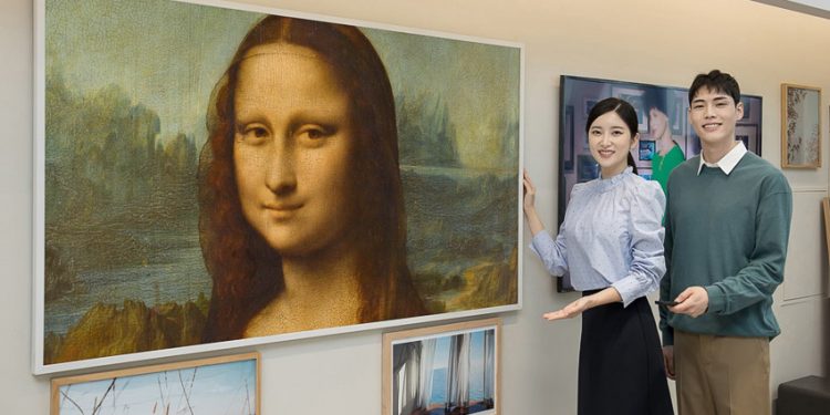Ngắm nàng Mona Lisa trên TV The Frame của Samsung từ Bảo tàng Louvre