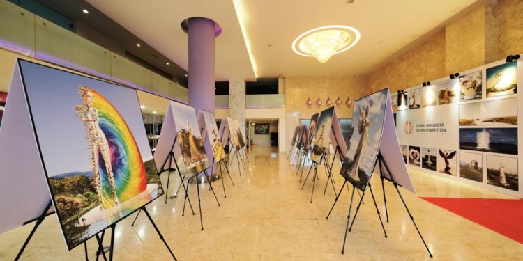 Trao giải Cuộc thi Thiết kế Toàn cầu 'Tượng Nữ thần Tình yêu'