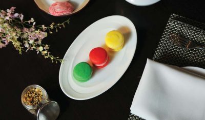 Bánh macaron kiểu châu Á tại Café de l’Opera