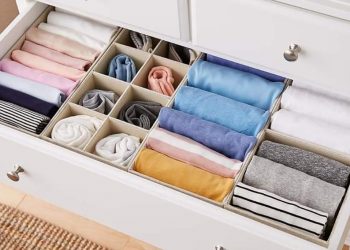 Sắp xếp tủ quần áo