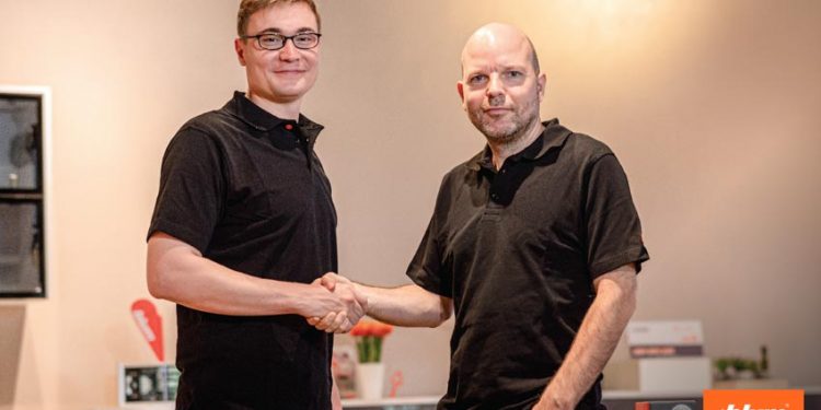 Chuyển giao vị trí nhân sự tại Blum Việt Nam