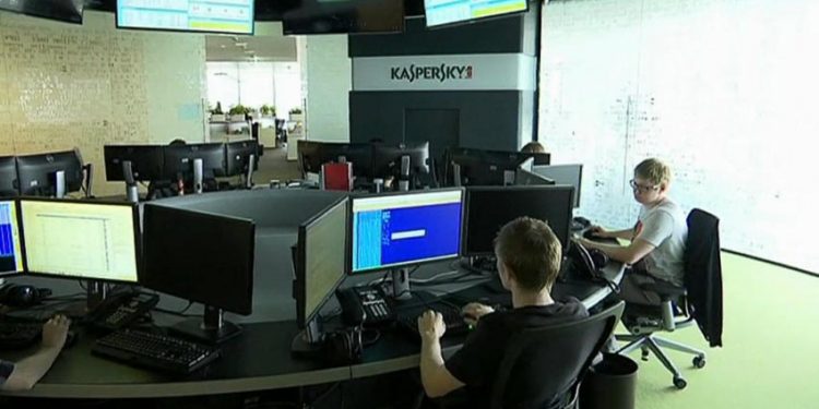 7 ứng dụg bị cấm và không được khuyến khích tại Microsoft - 1