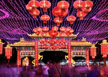 “Ăn tết xa nhà” ngày càng phổ biến