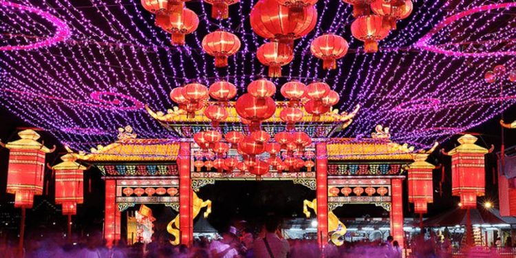 “Ăn tết xa nhà” ngày càng phổ biến