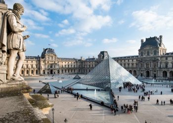 Bảo tàng Louvre và những kiệt tác nghệ thuật thế giới-1