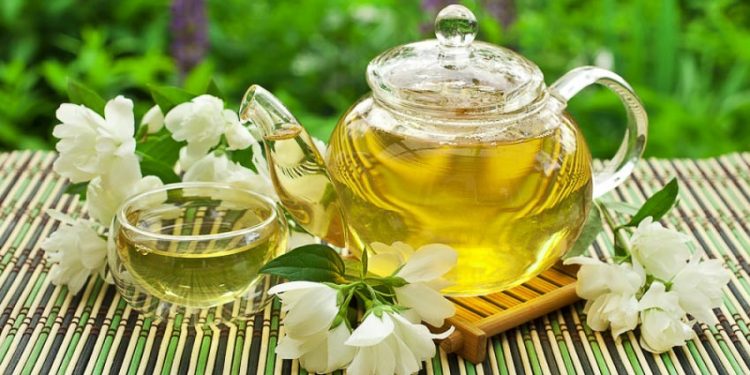 Trà hoa nhài