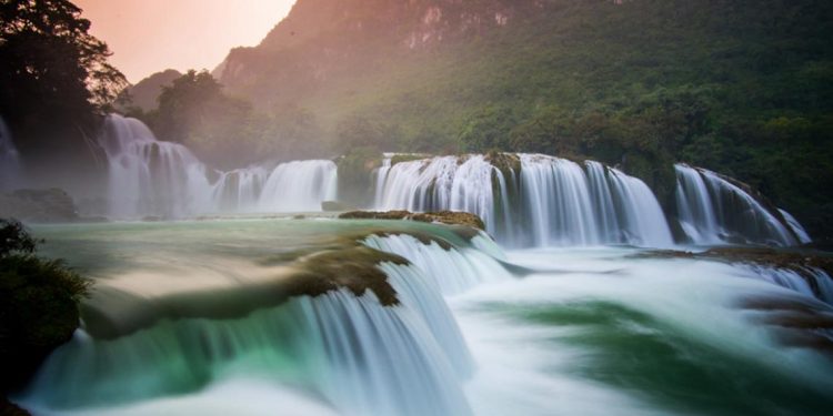 Kỳ vĩ ngọn thác Việt trong tốp 50 điểm tham quan ngoạn mục nhất thế giới-3