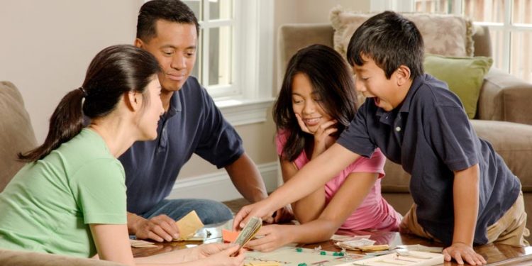 Chuyện nhà tôi: Gia đình sao toàn… khắc khẩu - 2