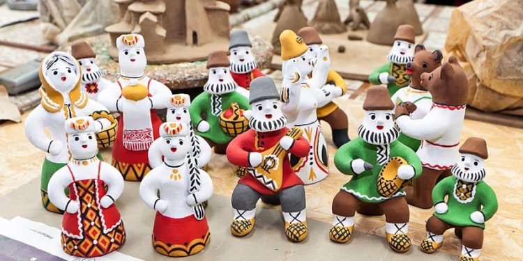 Đồ chơi đất nung đặc sắc của nước Nga - 23