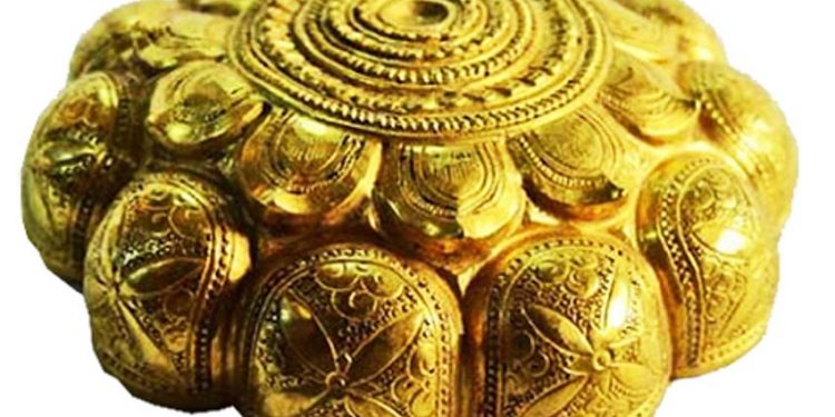 Hộp vàng Ngọa Vân, báu vật quốc gia-2