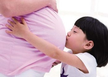 Khi đứa con thứ hai chào đời-1