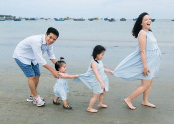 Không ai chọn cha mẹ-1