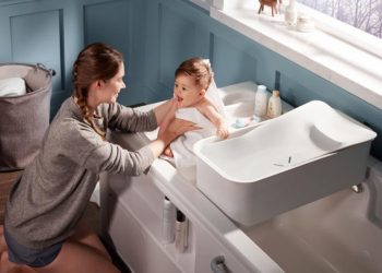KOHLER giới thiệu bộ sưu tập phòng tắm Family Care-1