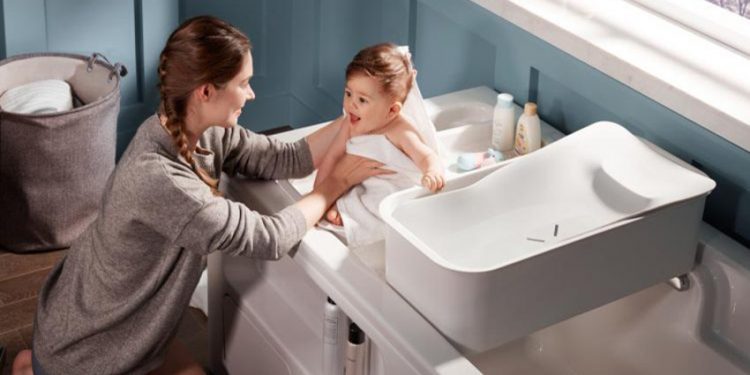 KOHLER giới thiệu bộ sưu tập phòng tắm Family Care-1