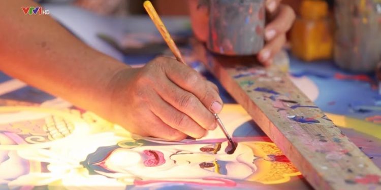 Nghệ nhân vẽ tranh kiếng Thạch Thị Phiên - 16