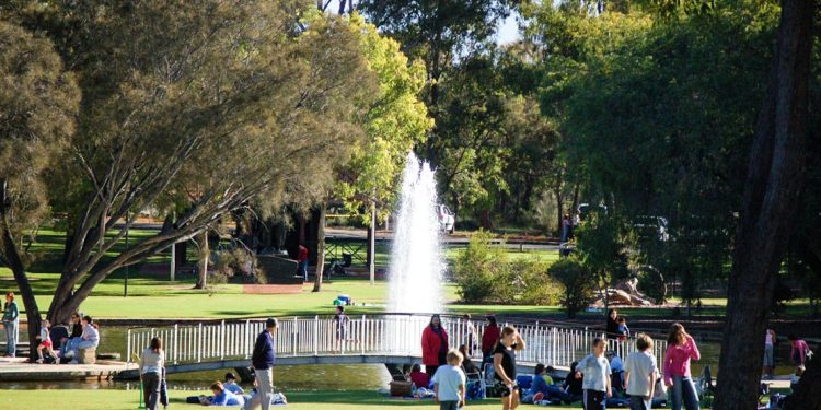 Thành phố nhiều nắng nhất châu Đại Dương