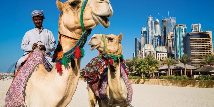 Rộn ràng đến Dubai đón tết