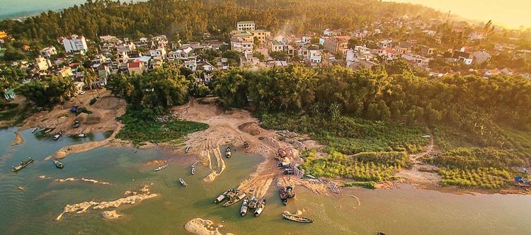 Cảnh sắc nên thơ phố núi Trà Bồng