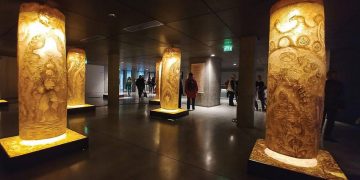 Trúc chỉ đi Tây