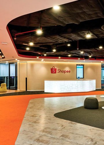 Tính chuyên nghiệp và tinh thần trẻ ở văn phòng Shopee