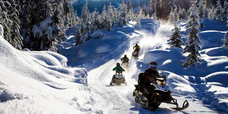 Sắc màu mùa băng tuyết ở Kiruna