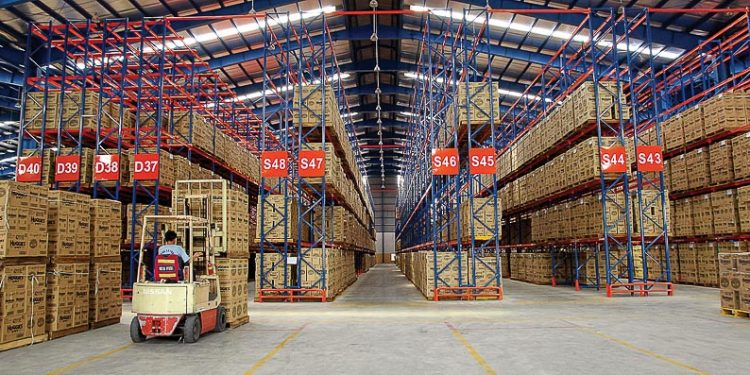 Thương mại điện tử thúc đẩy xu hướng “Airbnb nhà kho”