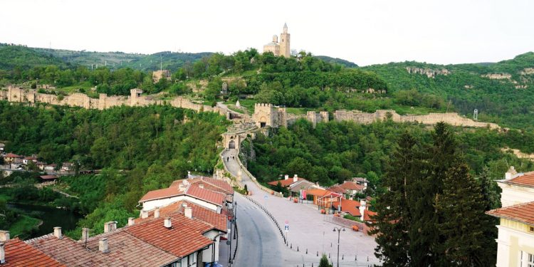 Dạo chơi phố cổ Bulgaria