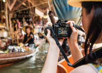 Sức mạnh mới của dòng máy ảnh không gương lật full-frame