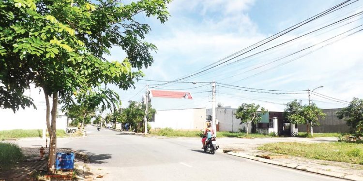 Đất nền tại nhiều khu vực ở TP. Hồ Chí Minh tăng giá nhanh