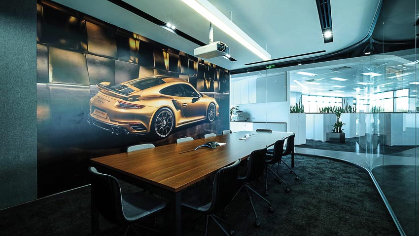 văn phòng của Porsche Việt Nam 5