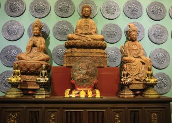 Phục dựng vàng son