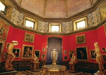 Bảo tàng Uffizi với hàng ngàn tác phẩm mỹ thuật