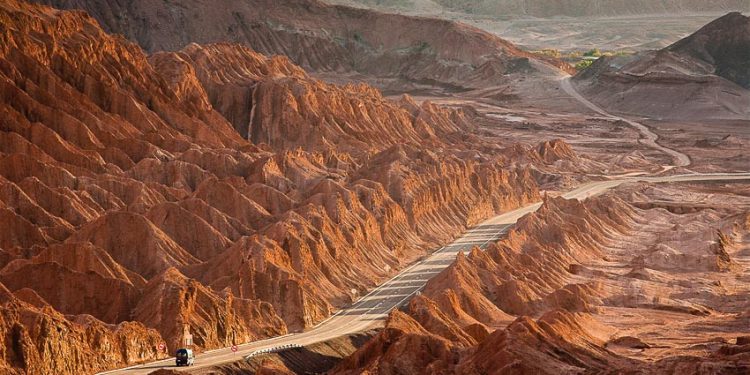 Chinh phục Salar de Tara - sa mạc cao nhất thế giới 1