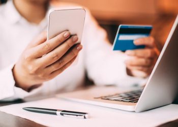 Chân dung làm ăn bí hiểm