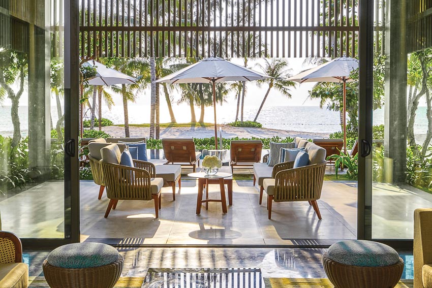 InterContinental Phu Quoc Long Beach Resort ra mắt biệt thự bên hồ sen - 9