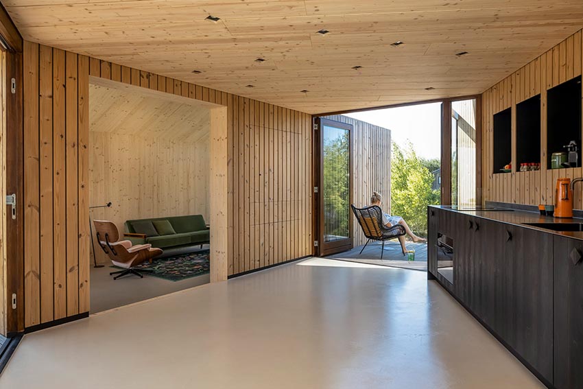 Ngôi nhà Duinhuis bằng gỗ trên cồn cát với thiết kế mở hòa vào thiên nhiên - 8